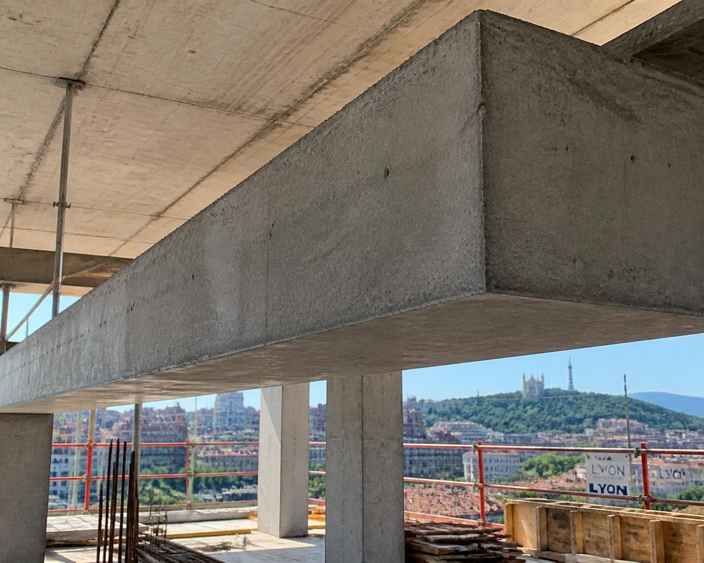 découvrez comment choisir la poutre en béton idéale pour assurer la solidité et la durabilité de votre construction. conseils et critères essentiels pour un choix éclairé.